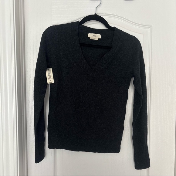 NEW TNA DRUZY VNECK 100% WOOL SWEATER - Picture 3 of 11